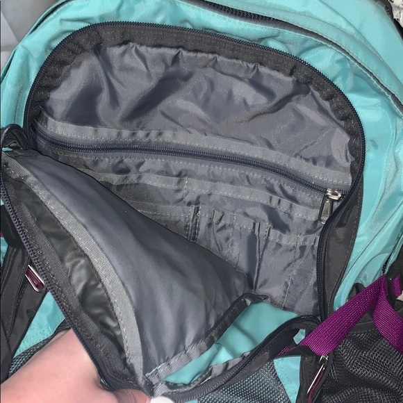 The North Face Recon Backpack - Picture 5 of 6